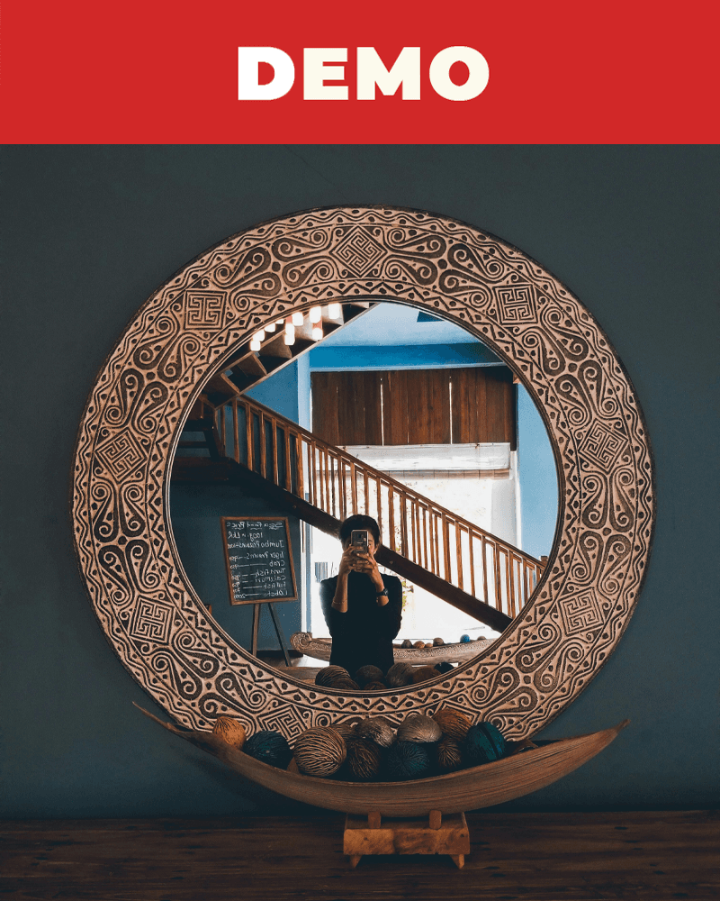 Zidno dekorativno ogledalo koje vizuelno otvara i ulepšava prostor image